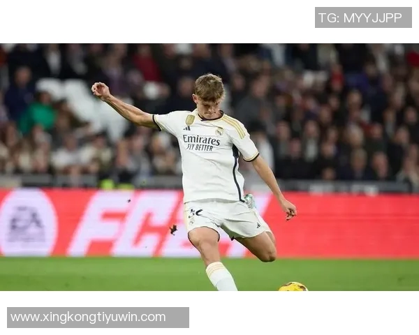 热刺7200万求购尼科帕斯遭拒皇马计划明夏将其签回